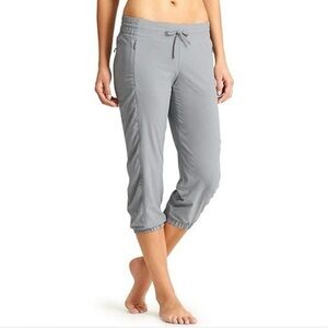 Athleta Light Gray Active Capris